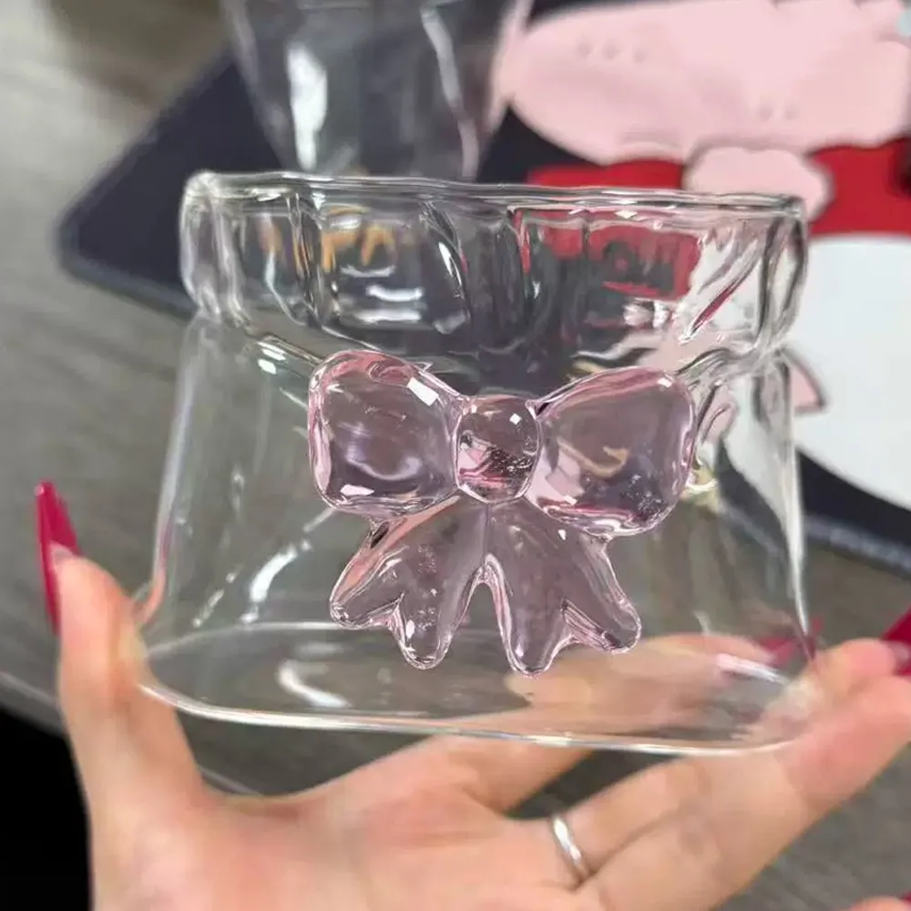 Unique Gift Transparent Cloth Bag Shaped Mug Large Capacity Handmade Glass Coffee Cup Heat-Resistant Milk Glass Cup Kitchen
Unique Gift Transparent Cloth Bag Shaped Mug Large Capacity Handmade Glass Coffee Cup Heat-Resistant Milk Glass Cup Kitchen