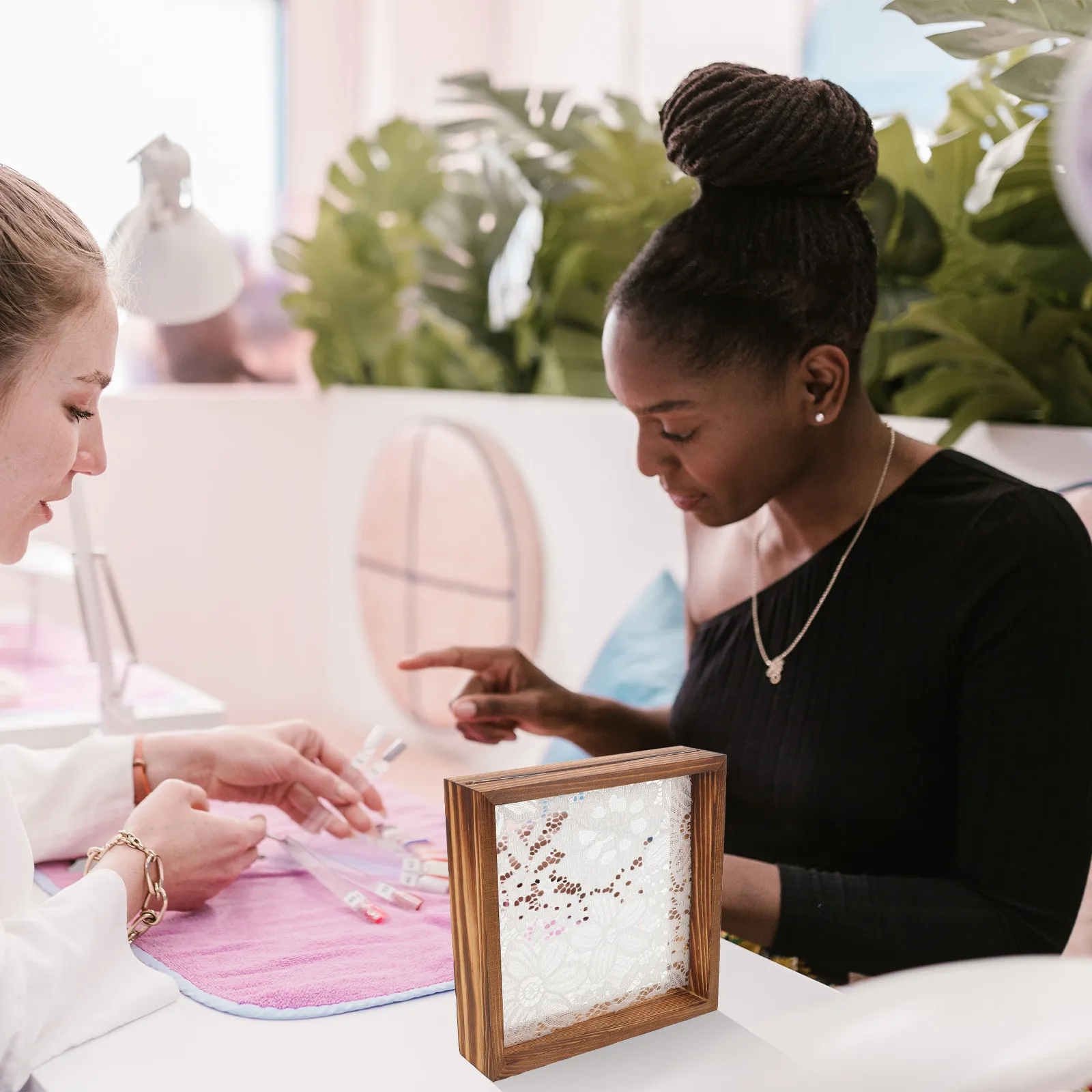 Nail Art Display Board for Professional Manicurists 12-Slot Acrylic Sample Holder with Mirror Back Design Nail Tips Organizer
Nail Art Display Board for Professional Manicurists 12-Slot Acrylic Sample Holder with Mirror Back Design Nail Tips Organizer