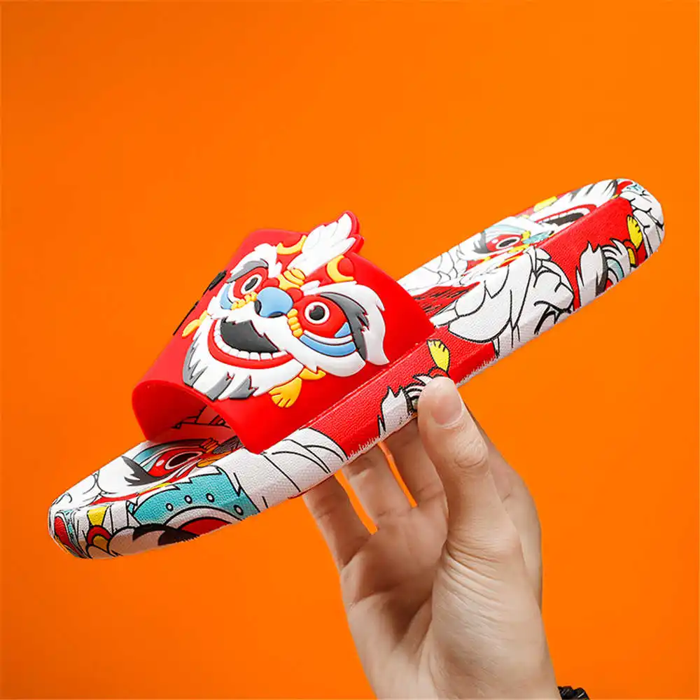 Anti-skid Colors Men Bathroom Slippers Sandals Slippers Men Shoes Brand Man Sneakers Sports Sabot Outside Sneackers
Anti-skid Colors Men Bathroom Slippers Sandals Slippers Men Shoes Brand Man Sneakers Sports Sabot Outside Sneackers