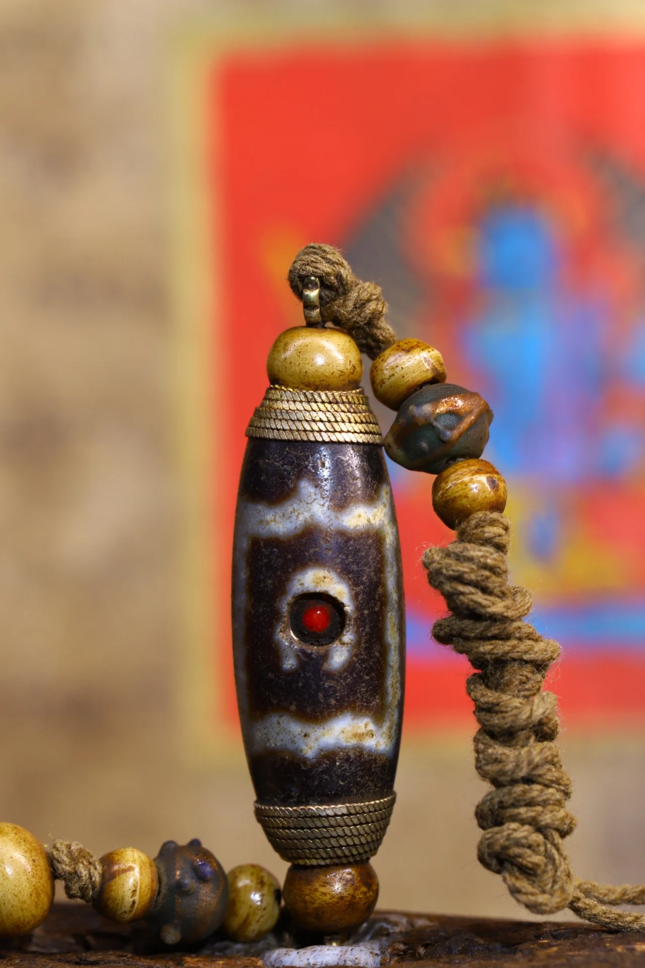3"Tibet Temple Collection Old Natural Agate Mosaic Gem gZi Beads Nine Eyes Bead Vajra Pendant Amulet Dharma Town house Exorcism
3"Tibet Temple Collection Old Natural Agate Mosaic Gem gZi Beads Nine Eyes Bead Vajra Pendant Amulet Dharma Town house Exorcism