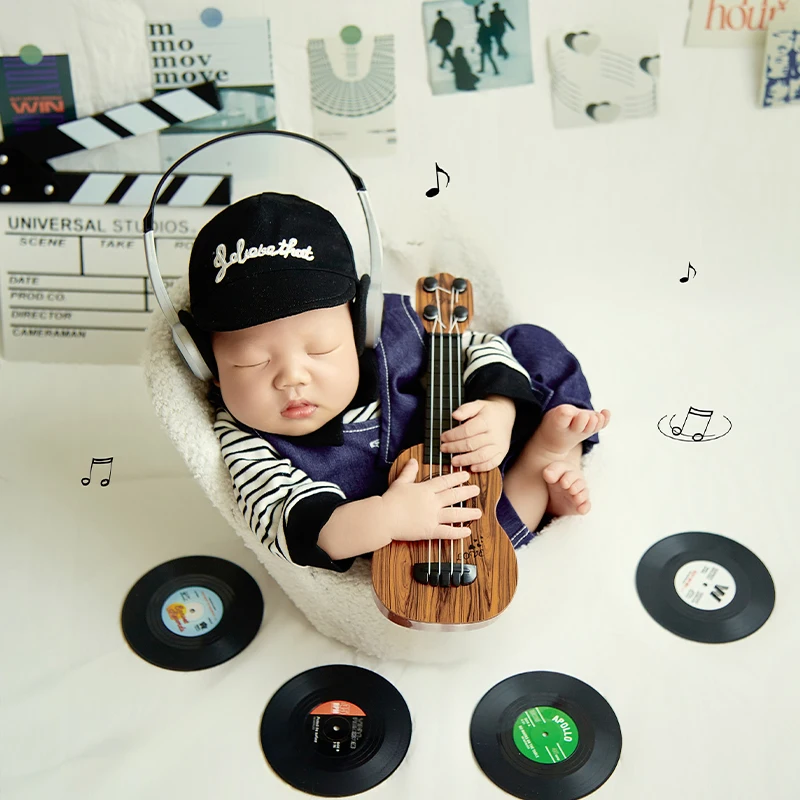 Music Boy Newborn Photography Theme Baby Full Moon Photo Striped 3-Piece Set with Hat Guitar CD Props Photo Shoot Accessories
Music Boy Newborn Photography Theme Baby Full Moon Photo Striped 3-Piece Set with Hat Guitar CD Props Photo Shoot Accessories