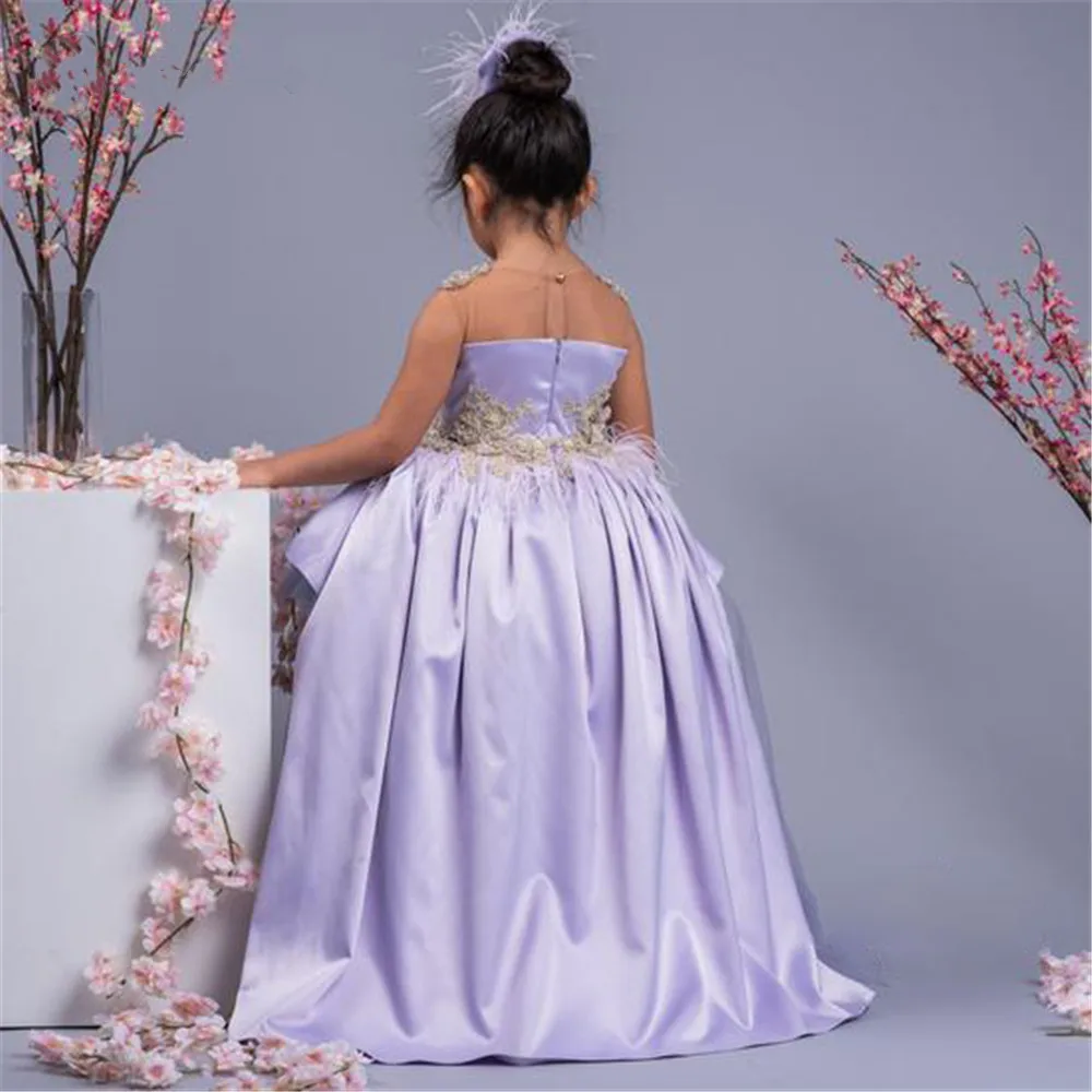 Lilac Satin Flower Girl Dress Puffy Princess Dresses Cute High Low Style Little Girl Party Dress Embroidery First Communion Gown
Lilac Satin Flower Girl Dress Puffy Princess Dresses Cute High Low Style Little Girl Party Dress Embroidery First Communion Gown
