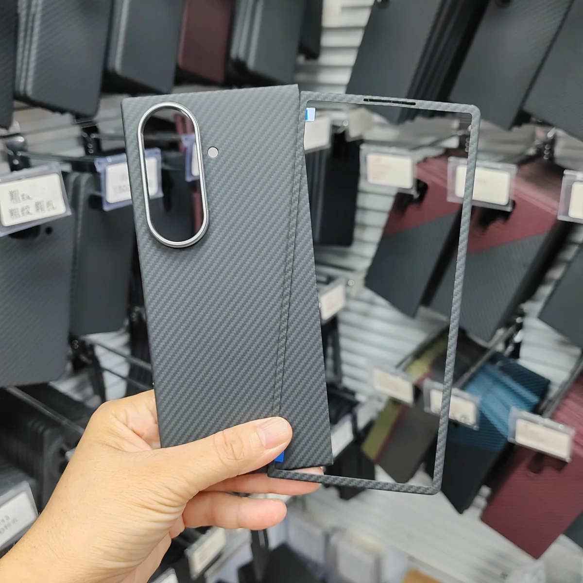 Magnetic Magsafe Premium Aramid Carbon Fiber Phone Case For Samsung Galaxy Z Fold 7 Folding Metal Len Wireless Charging Cover
Magnetic Magsafe Premium Aramid Carbon Fiber Phone Case For Samsung Galaxy Z Fold 7 Folding Metal Len Wireless Charging Cover