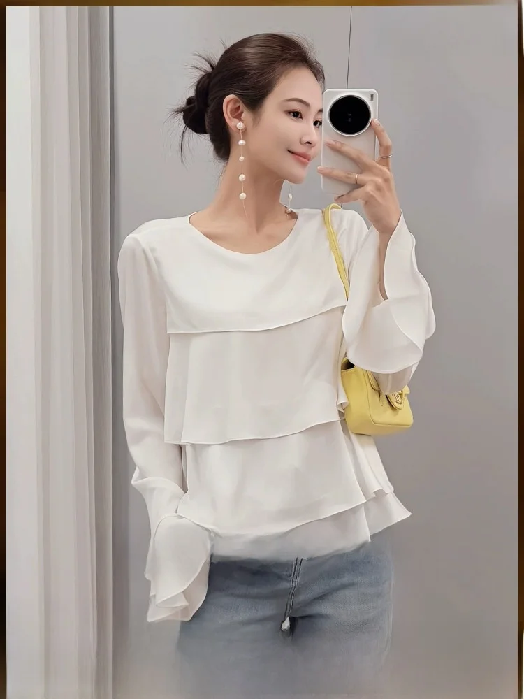Meiyang Ice Silk Satin Acetate Shirt Bell Sleeve Blouse Women's Loose Fit Long Sleeve round Neck Color Daily Wear
Meiyang Ice Silk Satin Acetate Shirt Bell Sleeve Blouse Women's Loose Fit Long Sleeve round Neck Color Daily Wear
