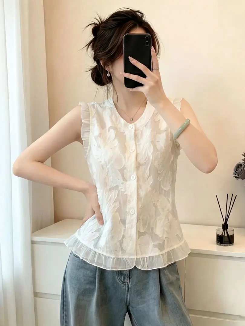 Women's Summer 2026 Sleeveless Loose Shirt Gentle Soft Tone Embroidery Trendy Age-Defying Small Open Cardigan Casual Top
Women's Summer 2026 Sleeveless Loose Shirt Gentle Soft Tone Embroidery Trendy Age-Defying Small Open Cardigan Casual Top