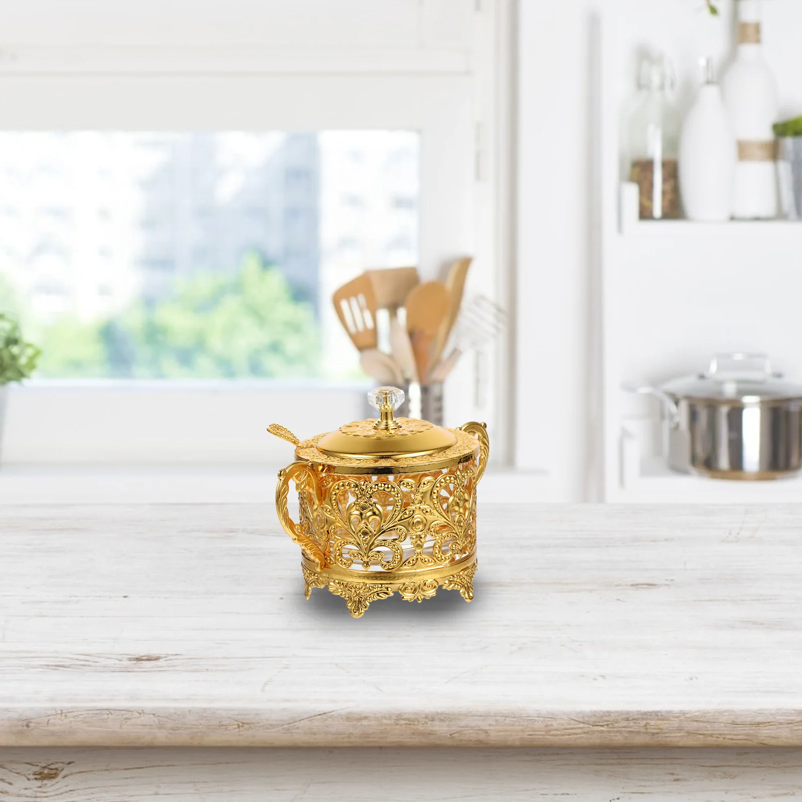 Seasoning Jar Zinc Alloy Glass Embossed Classic European Style Kitchen Cooking Seasoning Container Decorative Sugar Jar
Seasoning Jar Zinc Alloy Glass Embossed Classic European Style Kitchen Cooking Seasoning Container Decorative Sugar Jar