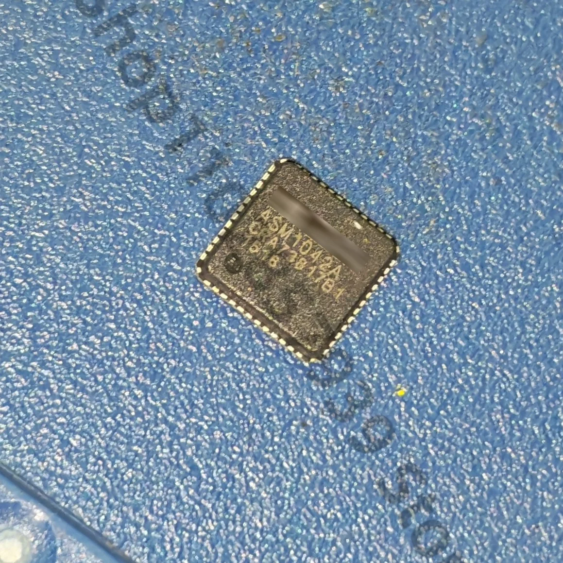 5 шт./лот ASM1042A QFN оригинальное место, бесплатная доставка
5 шт./лот ASM1042A QFN оригинальное место, бесплатная доставка
