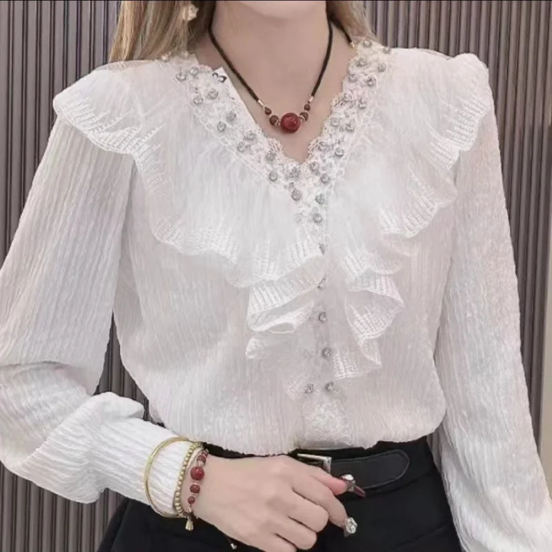 Spring Autumn New Women's Blouse V-Neck Spliced Ruffles Lace Rivet Fashion Elegant Loose Commuter Long Sleeve Chiffon Tops
Spring Autumn New Women's Blouse V-Neck Spliced Ruffles Lace Rivet Fashion Elegant Loose Commuter Long Sleeve Chiffon Tops