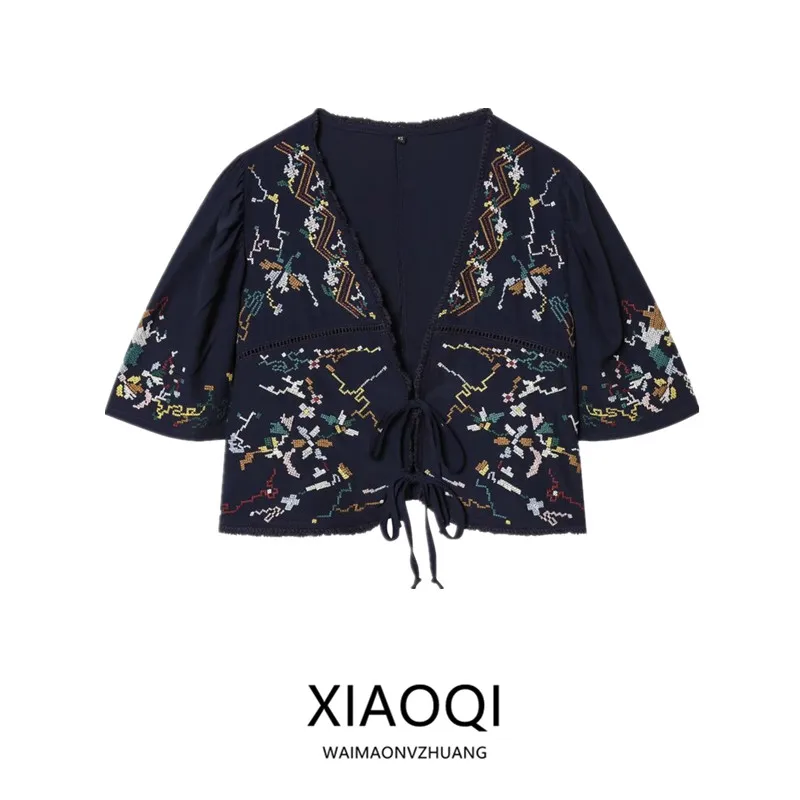 Spring Summer 2026 Women's Loose Versatile Design Floral Embroidery Short Top European Style Five Sleeve Belted Fake Two-Piece
Spring Summer 2026 Women's Loose Versatile Design Floral Embroidery Short Top European Style Five Sleeve Belted Fake Two-Piece