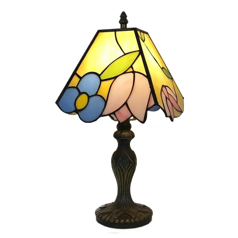 8inch European Classical Art Decor Stained Glass 4 Square Big Rose Lampshade Night Light Home Bedroom Bedside Tiffany Table Lamp
8inch European Classical Art Decor Stained Glass 4 Square Big Rose Lampshade Night Light Home Bedroom Bedside Tiffany Table Lamp