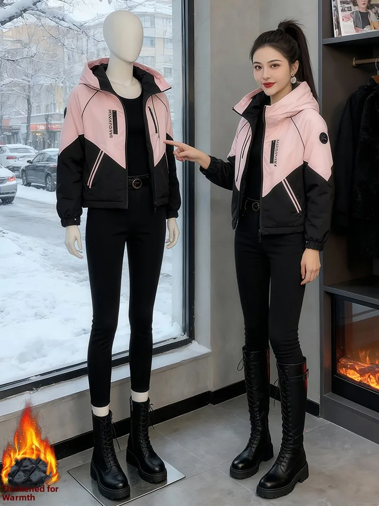 Sli ort Теплая верхняя одежда с хлопковым наполнителем Jaet Thi для женщин, зимняя одежда для поездок на работу, цветная застежка-молния
Sli ort Теплая верхняя одежда с хлопковым наполнителем Jaet Thi для женщин, зимняя одежда для поездок на работу, цветная застежка-молния