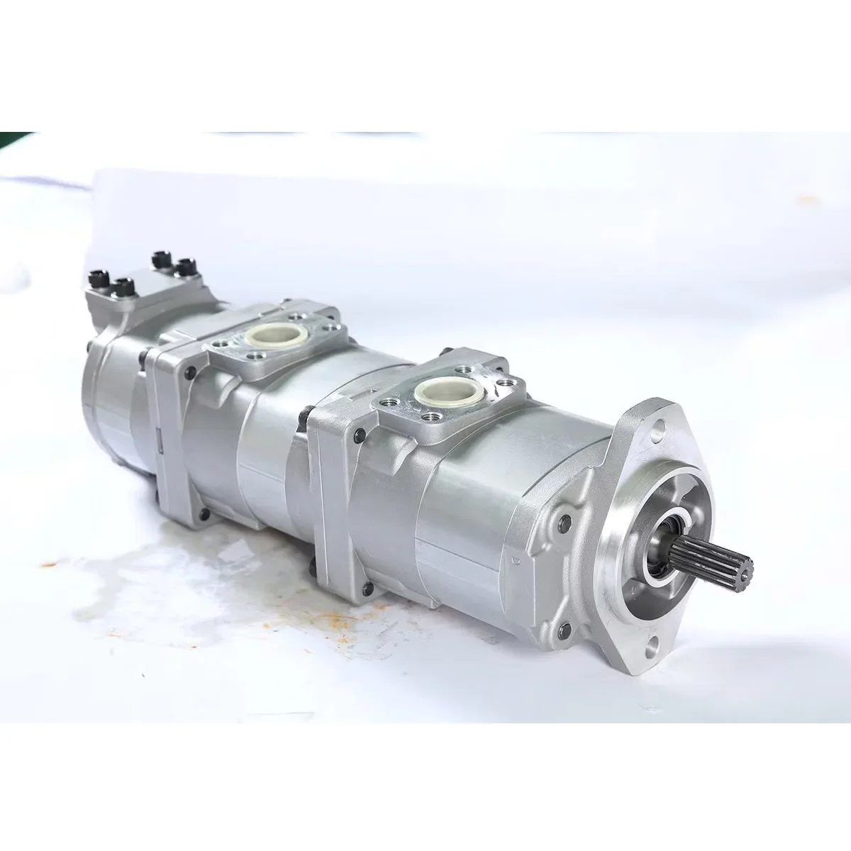 705-56-24090 Hydraulic Pump fits for Komatsu PC200-1 Excavators
705-56-24090 Hydraulic Pump fits for Komatsu PC200-1 Excavators