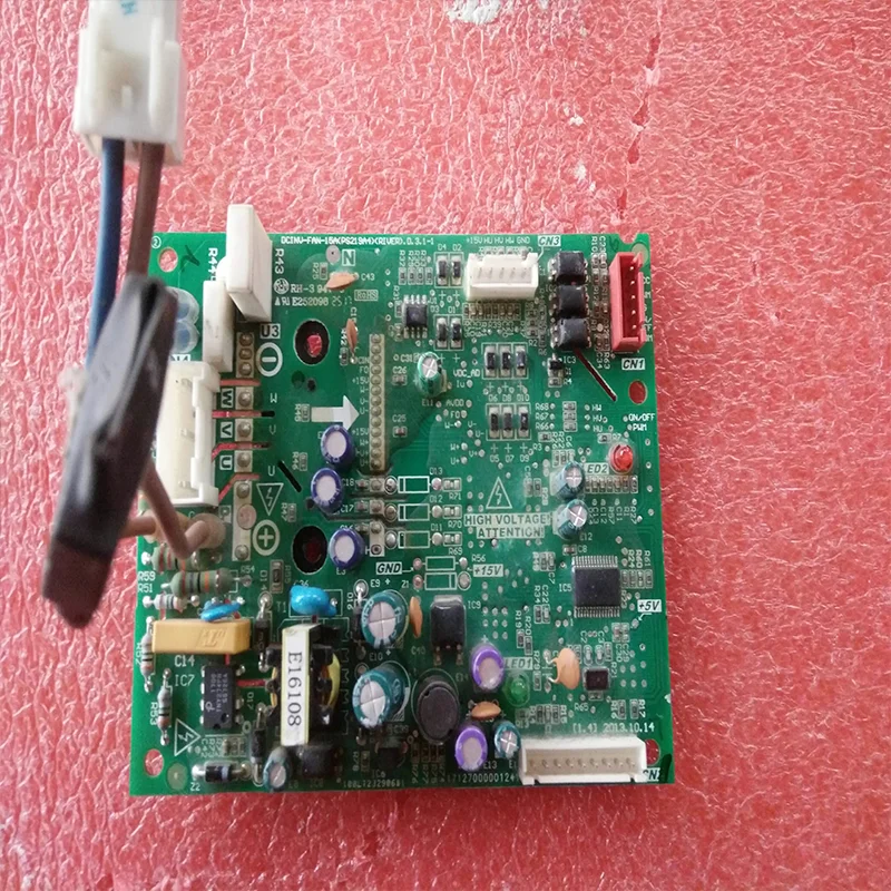 Suitable for Midea central air conditioning outdoor fan module DCNV-FAN-15A (PS219A4) (RlVER) D.3.1.1
Suitable for Midea central air conditioning outdoor fan module DCNV-FAN-15A (PS219A4) (RlVER) D.3.1.1