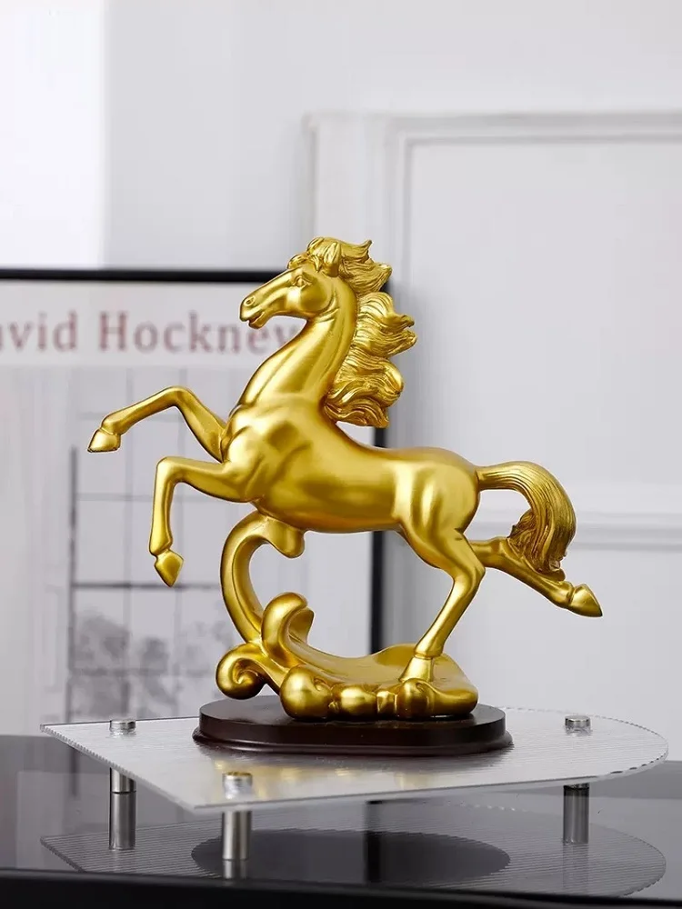 Nordic light luxury high-end horse ornaments, home furnishings, living room, porch, wine cabinet, TV cabinet, office desktop dec
Nordic light luxury high-end horse ornaments, home furnishings, living room, porch, wine cabinet, TV cabinet, office desktop dec
