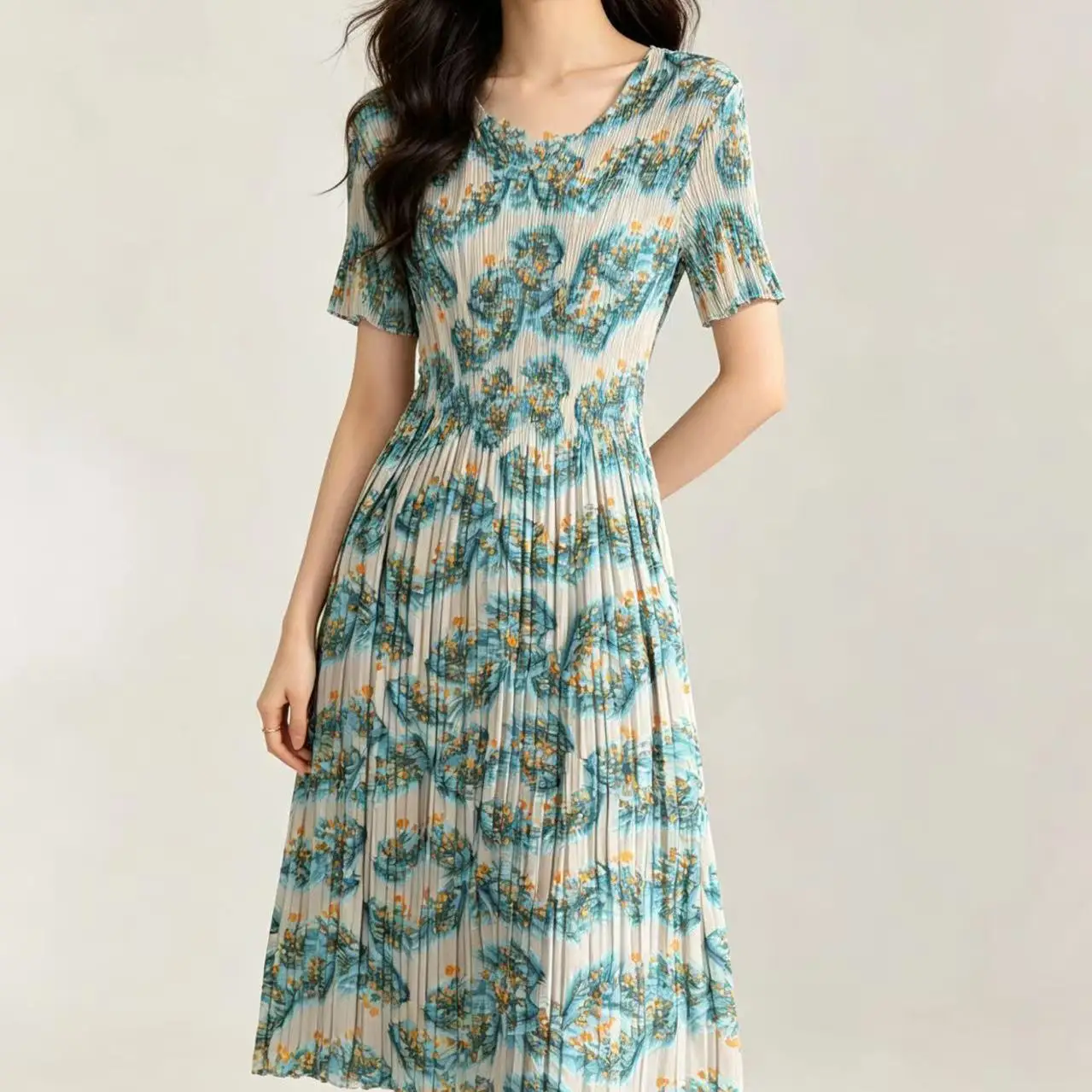 Summer pleated summer fashionable middle-aged mother large size loose and thin skirt long dresses for women
Summer pleated summer fashionable middle-aged mother large size loose and thin skirt long dresses for women