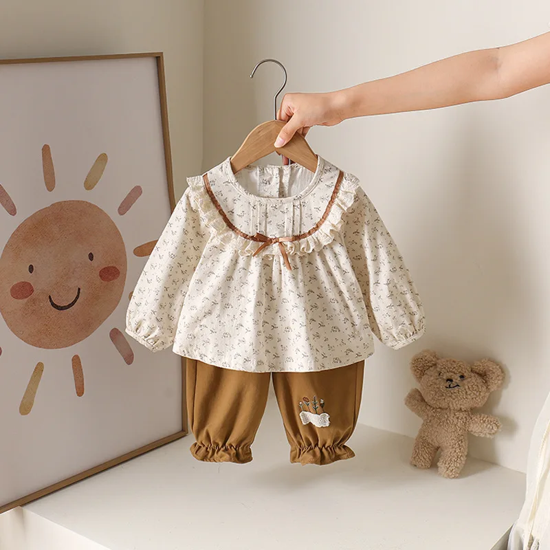 Baby Clothes Autumn Outfit, Baby Floral Two-piece Set, Sweet Korean Version Set for Infants and Young Children Casual Clothes
Baby Clothes Autumn Outfit, Baby Floral Two-piece Set, Sweet Korean Version Set for Infants and Young Children Casual Clothes