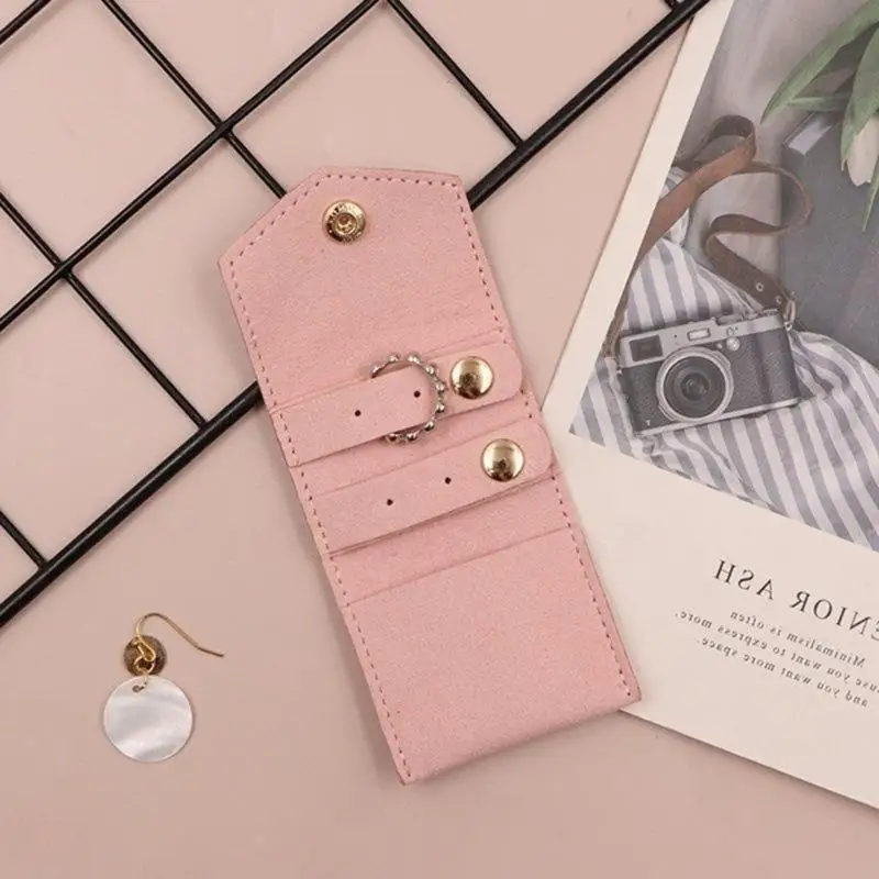 A52E Portable Jewelry Organizers Bag Space Saving Jewelry Bag Fashionable Jewelry Case Microfiber Texture for Outdoor Travel
A52E Portable Jewelry Organizers Bag Space Saving Jewelry Bag Fashionable Jewelry Case Microfiber Texture for Outdoor Travel