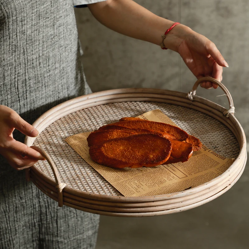 Japanese retro natural rattan tray, tea tray, round snack inventory, heart plate, homestay decoration ornament, Chinese large
Japanese retro natural rattan tray, tea tray, round snack inventory, heart plate, homestay decoration ornament, Chinese large