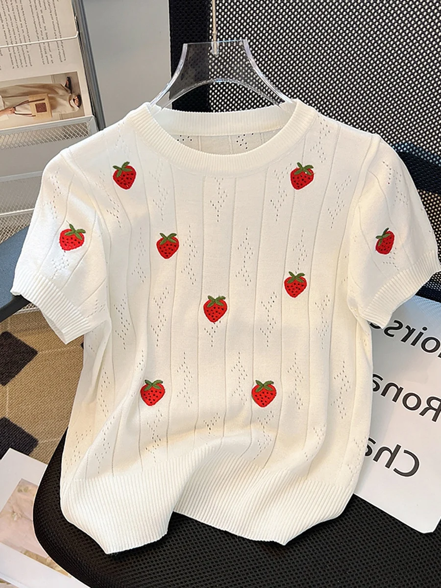 Women's Summer Thin Short Sleeve Knitted Top Strawberry Embroidery Hollow out Slimming Sweet Style Polyester Fiber Knitwear
Women's Summer Thin Short Sleeve Knitted Top Strawberry Embroidery Hollow out Slimming Sweet Style Polyester Fiber Knitwear