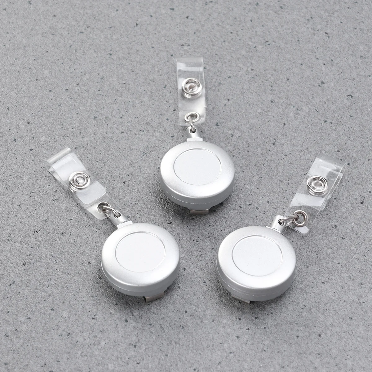 3Pcs Id Badge Holder Retractable Badge Reel Clip Lightweight Metal Design for Nurses Office Staff Students Keychains Name Tags
3Pcs Id Badge Holder Retractable Badge Reel Clip Lightweight Metal Design for Nurses Office Staff Students Keychains Name Tags