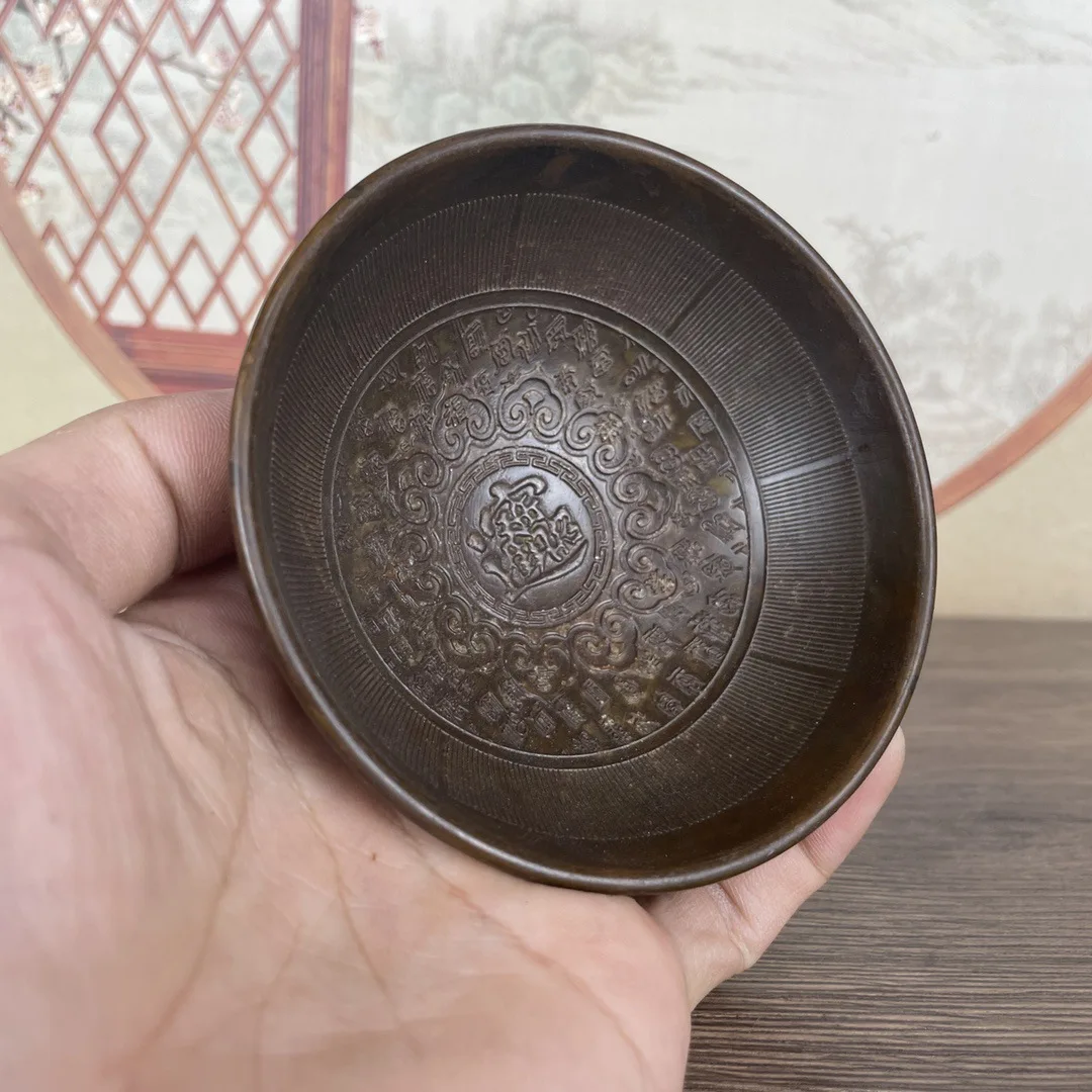 Sculpture to make old copper old pulp Baifu bowl ornament retro home decoration
Sculpture to make old copper old pulp Baifu bowl ornament retro home decoration