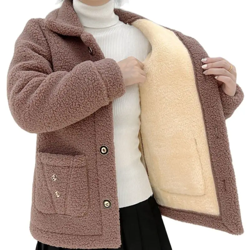 2023 New Thick Fleece Winter Single Breasted Lamb Fur Women's Coat Mom Wear Lapel Pocket Imitation Fur Warm Casual Jacket Female
2023 New Thick Fleece Winter Single Breasted Lamb Fur Women's Coat Mom Wear Lapel Pocket Imitation Fur Warm Casual Jacket Female