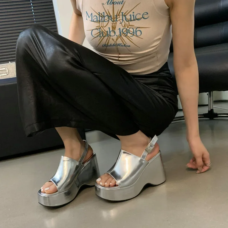 2025 Sandals Clogs With Heel Black Shoes for Women Open Toe Buckle Strap Muffins shoe New Thick Beige Peep Comfort Summer Girls
2025 Sandals Clogs With Heel Black Shoes for Women Open Toe Buckle Strap Muffins shoe New Thick Beige Peep Comfort Summer Girls