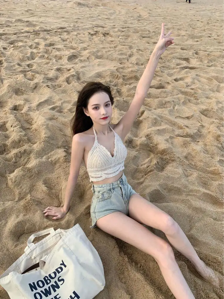 Sexy Knitted Bikini Top Women's Vaion Beachwear Hanging Ne Bal Outerwear Coastal Time e Swimsuit
Sexy Knitted Bikini Top Women's Vaion Beachwear Hanging Ne Bal Outerwear Coastal Time e Swimsuit