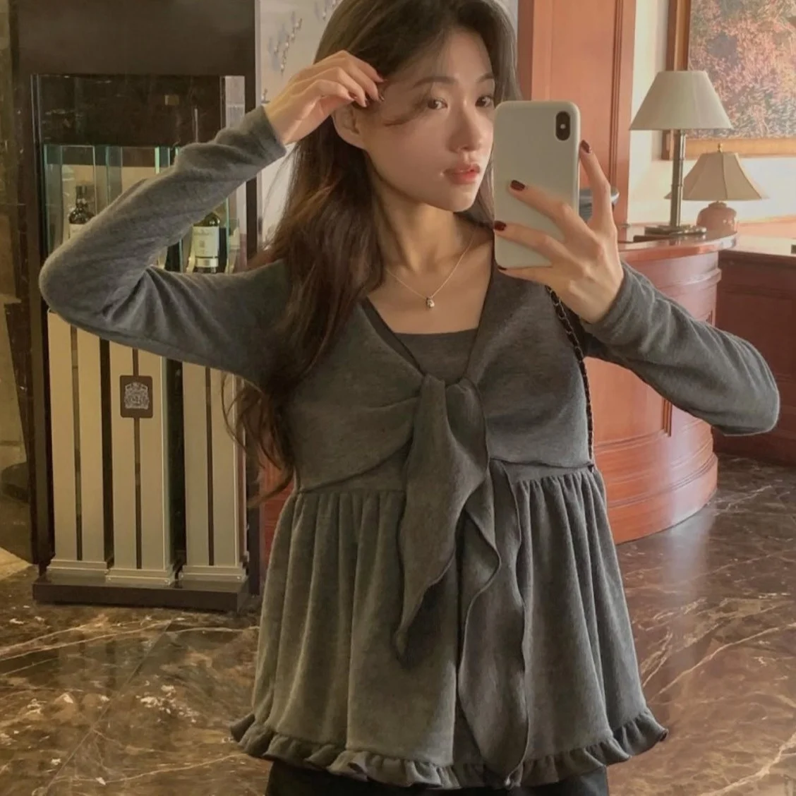 Sweet Knot Splice Long Sve irt Women's Faion Design Korean Sle Spring New Arrival Chic Top V-ne Knitted ...
Sweet Knot Splice Long Sve irt Women's Faion Design Korean Sle Spring New Arrival Chic Top V-ne Knitted ...