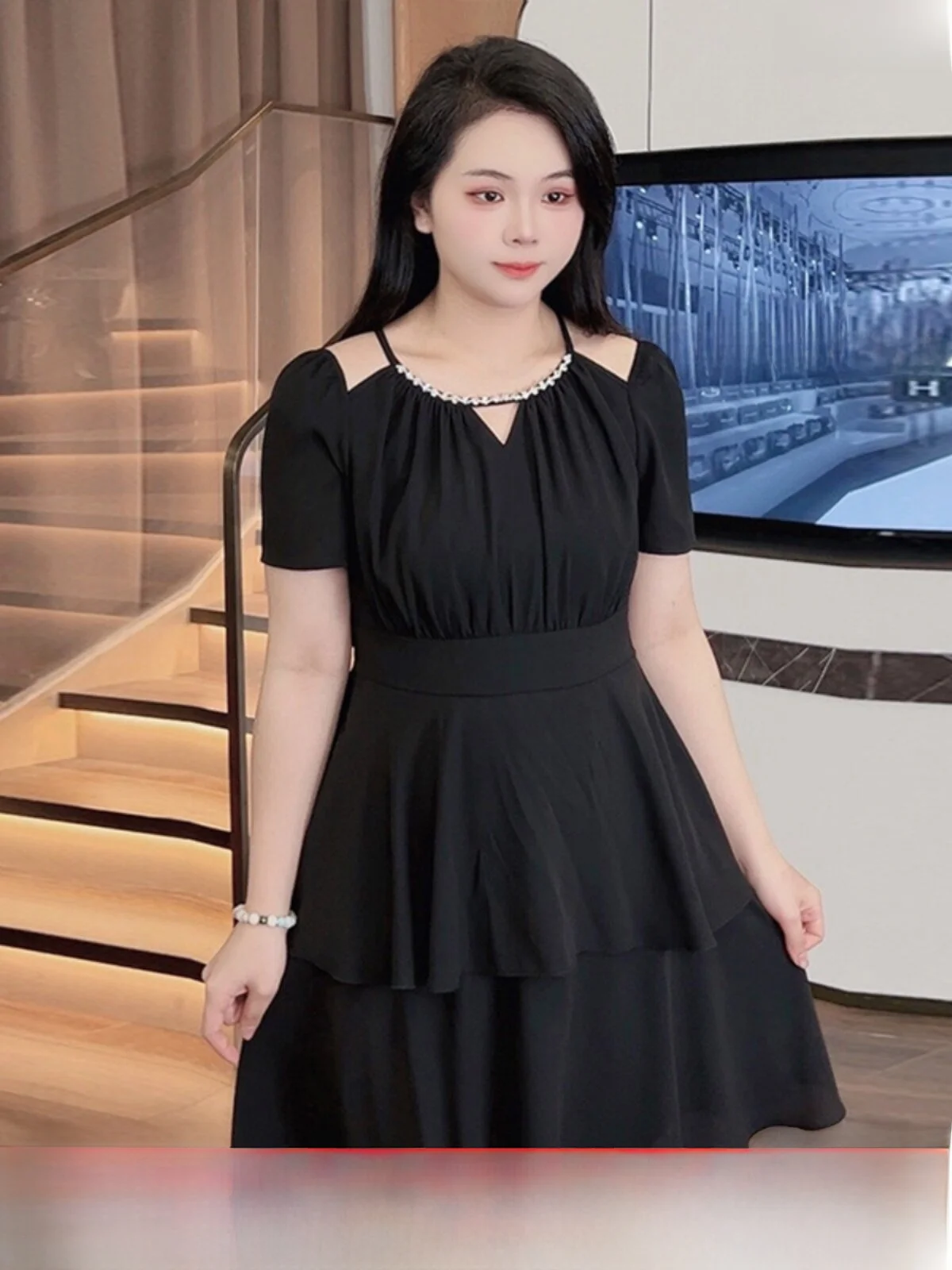 Floral Large Size Women's Summer Hollow out A-Line Short Sleeve Dress Concealing Belly Dress Elegant Simple Style Polyester F...
Floral Large Size Women's Summer Hollow out A-Line Short Sleeve Dress Concealing Belly Dress Elegant Simple Style Polyester F...