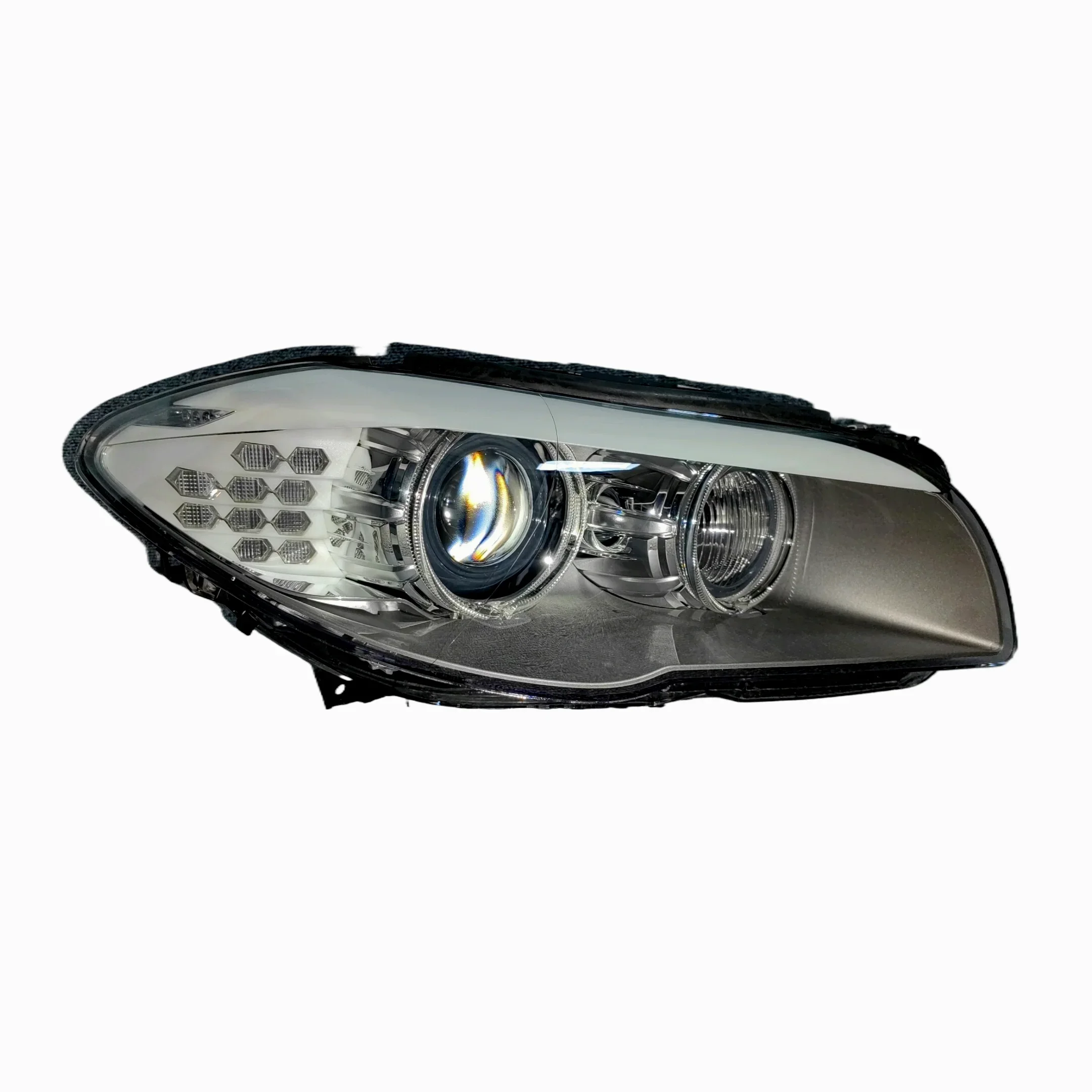 The Best-selling Xenon Headlight Model Is Suitable For BMW 5 Series F10 F18 Car Lighting
The Best-selling Xenon Headlight Model Is Suitable For BMW 5 Series F10 F18 Car Lighting