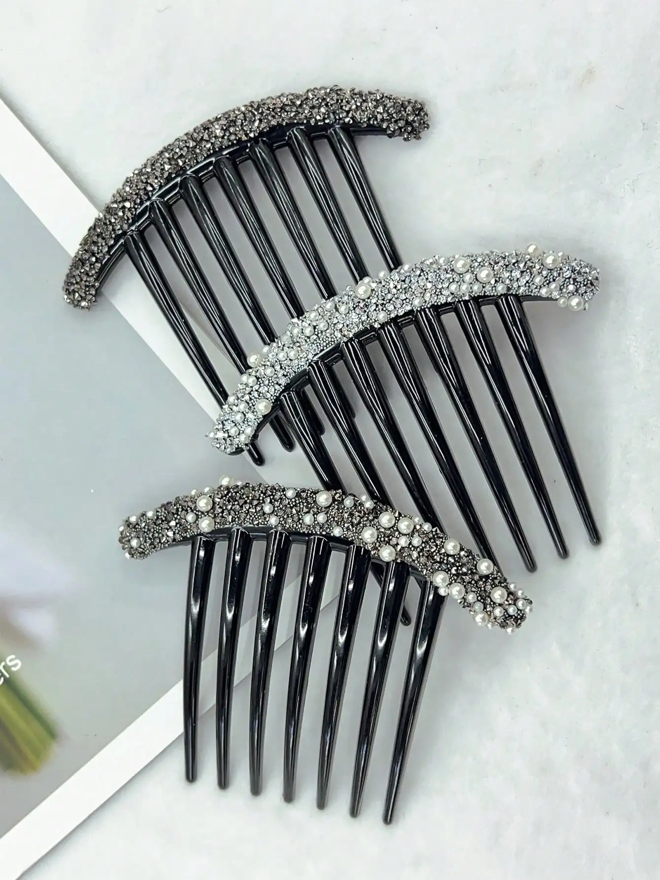 3pcs 11cm Black Hair Combs with Faux Pearls & Rhinestones for Elegant Styling
3pcs 11cm Black Hair Combs with Faux Pearls & Rhinestones for Elegant Styling