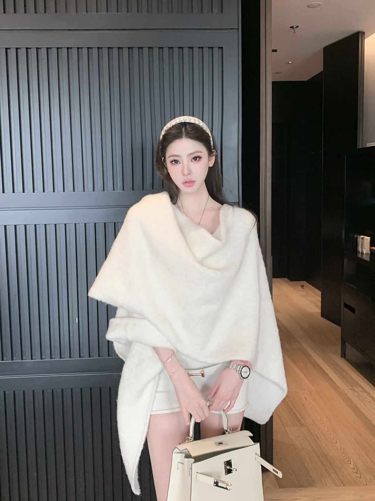 F PROJECT Margaret Afternoon Wool Blend Knitted Shawl Coat Sweet Style Polyester Fiber Open Cardigan Regular Length
F PROJECT Margaret Afternoon Wool Blend Knitted Shawl Coat Sweet Style Polyester Fiber Open Cardigan Regular Length
