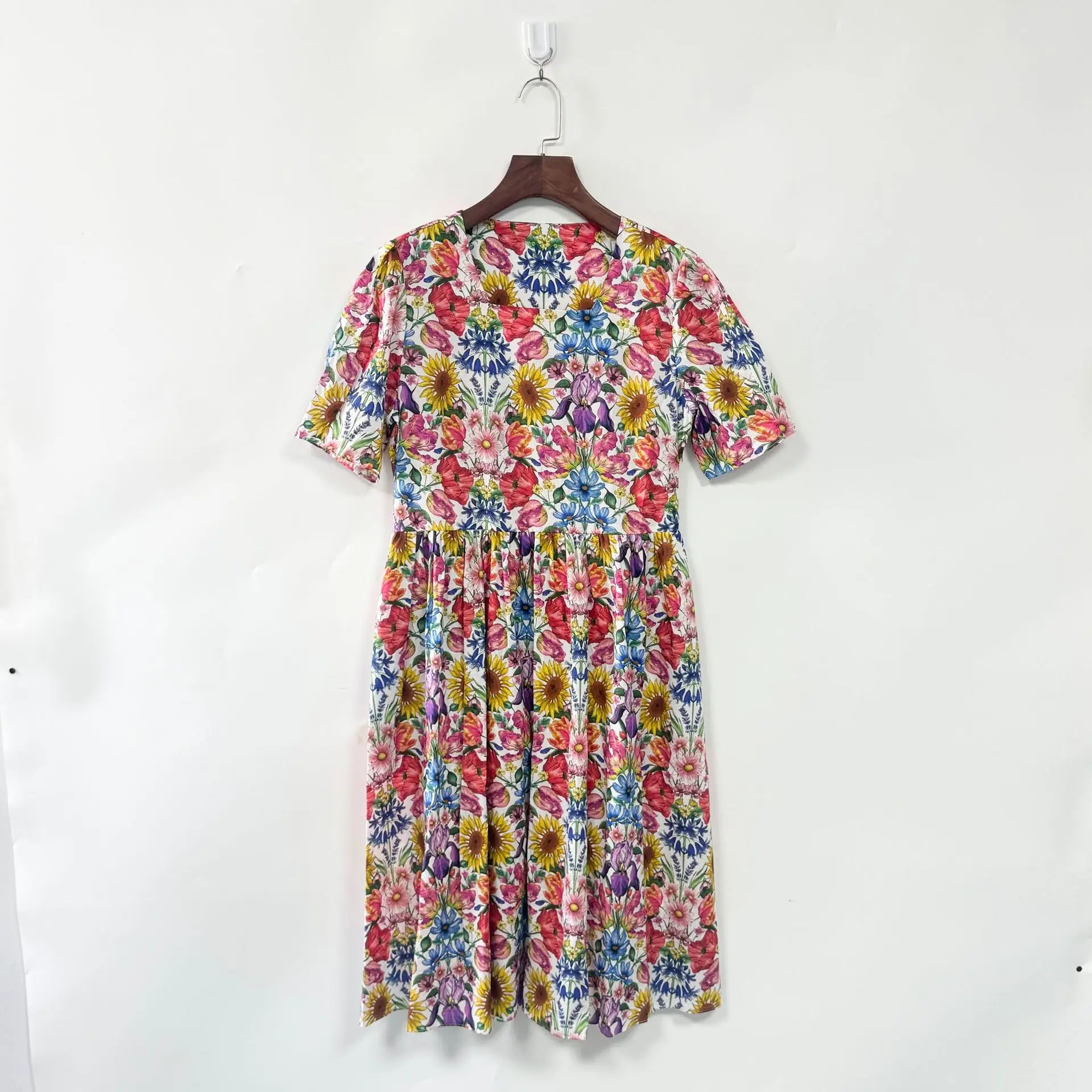Dave&di Elegant Party Dresses Vacation Style Wrinkle Resistant Cotton Printed Square Collar Waist Cinched Short Sleeved Dress
Dave&di Elegant Party Dresses Vacation Style Wrinkle Resistant Cotton Printed Square Collar Waist Cinched Short Sleeved Dress