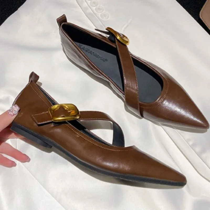 Туфли Мэри Джейн Туфли на низком каблуке на мягкой подошве. Новые женские остроконечные и универсальные женские туфли Мэри Джейн на плоской подошве большого размера.
Туфли Мэри Джейн Туфли на низком каблуке на мягкой подошве. Новые женские остроконечные и универсальные женские туфли Мэри Джейн на плоской подошве большого размера.