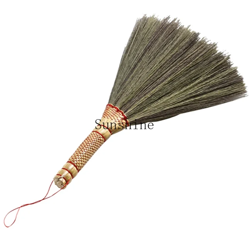 Hand woven sorghum gold grass tea table desktop cleaning dust small broom grass brush
Hand woven sorghum gold grass tea table desktop cleaning dust small broom grass brush
