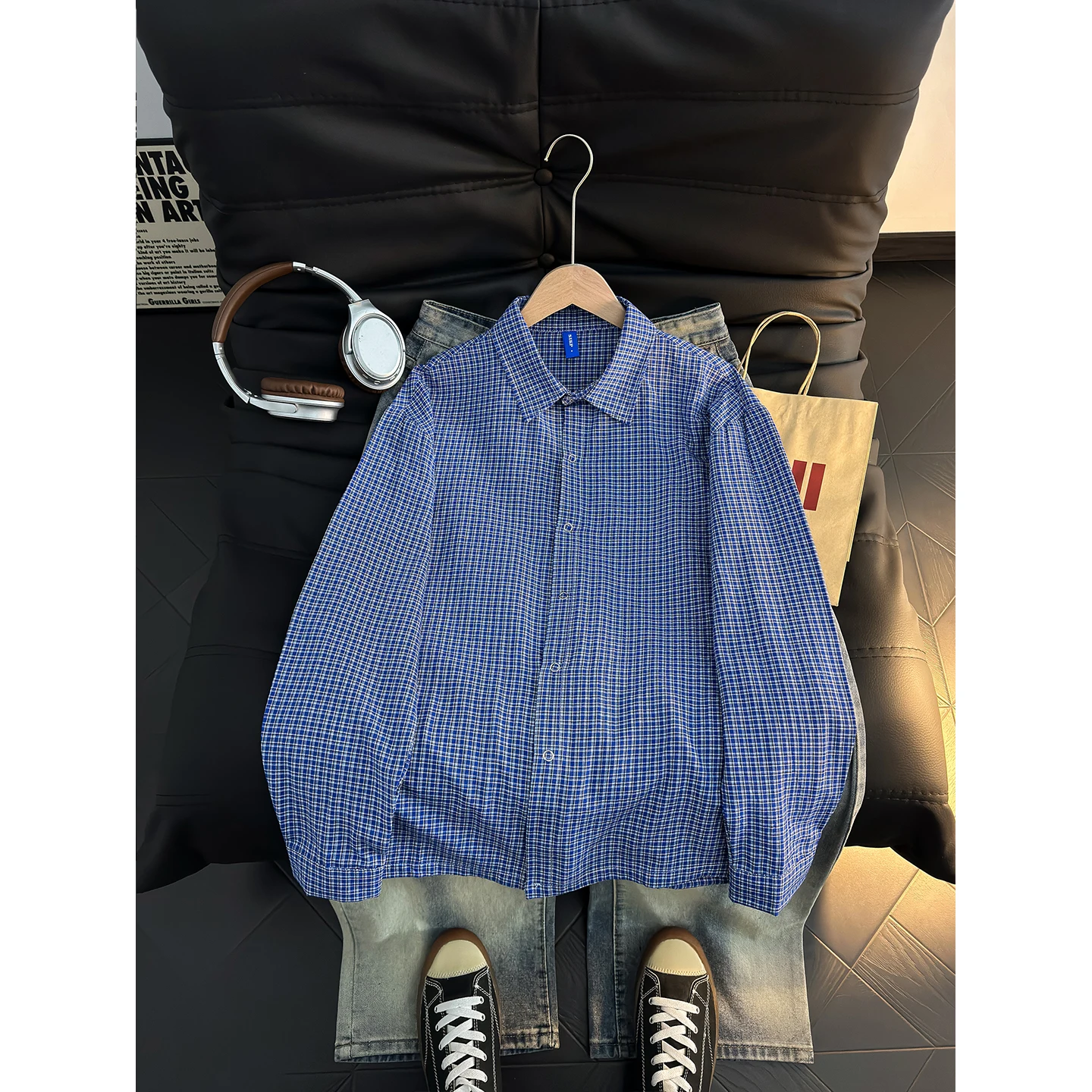 Blue Plaid Long Sve irt Men's Casual Layering Sle Korean Lazy Faion High-End Feeling id Coat Student Summer Sunscreen
Blue Plaid Long Sve irt Men's Casual Layering Sle Korean Lazy Faion High-End Feeling id Coat Student Summer Sunscreen