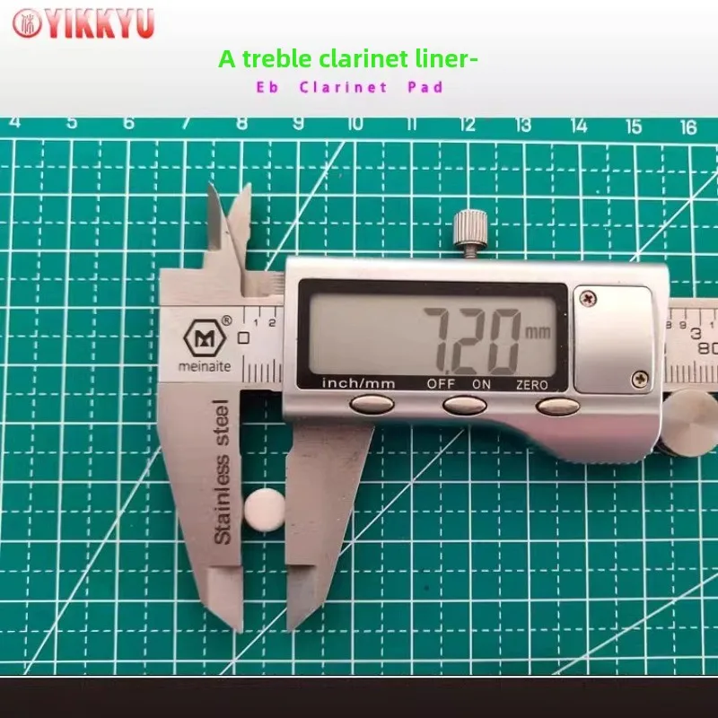 YIKKYU small clarinet Eb liner sheep casing sheepskin material
YIKKYU small clarinet Eb liner sheep casing sheepskin material