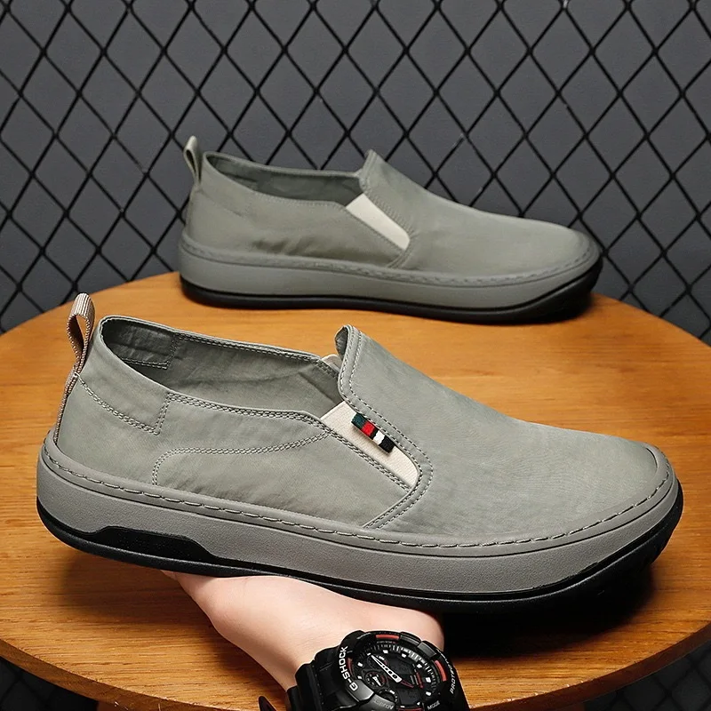 Men's Canvas Shoes Old Beijing Work Shoes Labor Protection Anti-Slip Driving Casual Low Cut Spring Autumn Seasonal Low Top
Men's Canvas Shoes Old Beijing Work Shoes Labor Protection Anti-Slip Driving Casual Low Cut Spring Autumn Seasonal Low Top