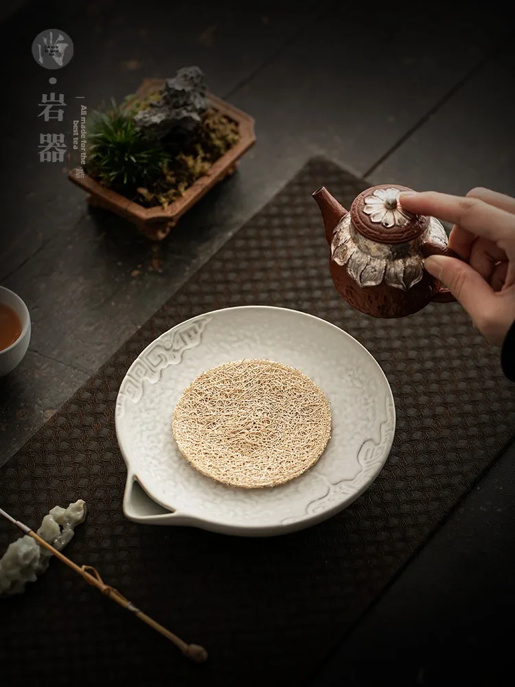 Chinese Style Ceramic Eagle Beak Tea Tray Water Storage Type Tea Set Home Use Dry Bubble Table Gongfu Tea Accessories Anti-Sc...
Chinese Style Ceramic Eagle Beak Tea Tray Water Storage Type Tea Set Home Use Dry Bubble Table Gongfu Tea Accessories Anti-Sc...