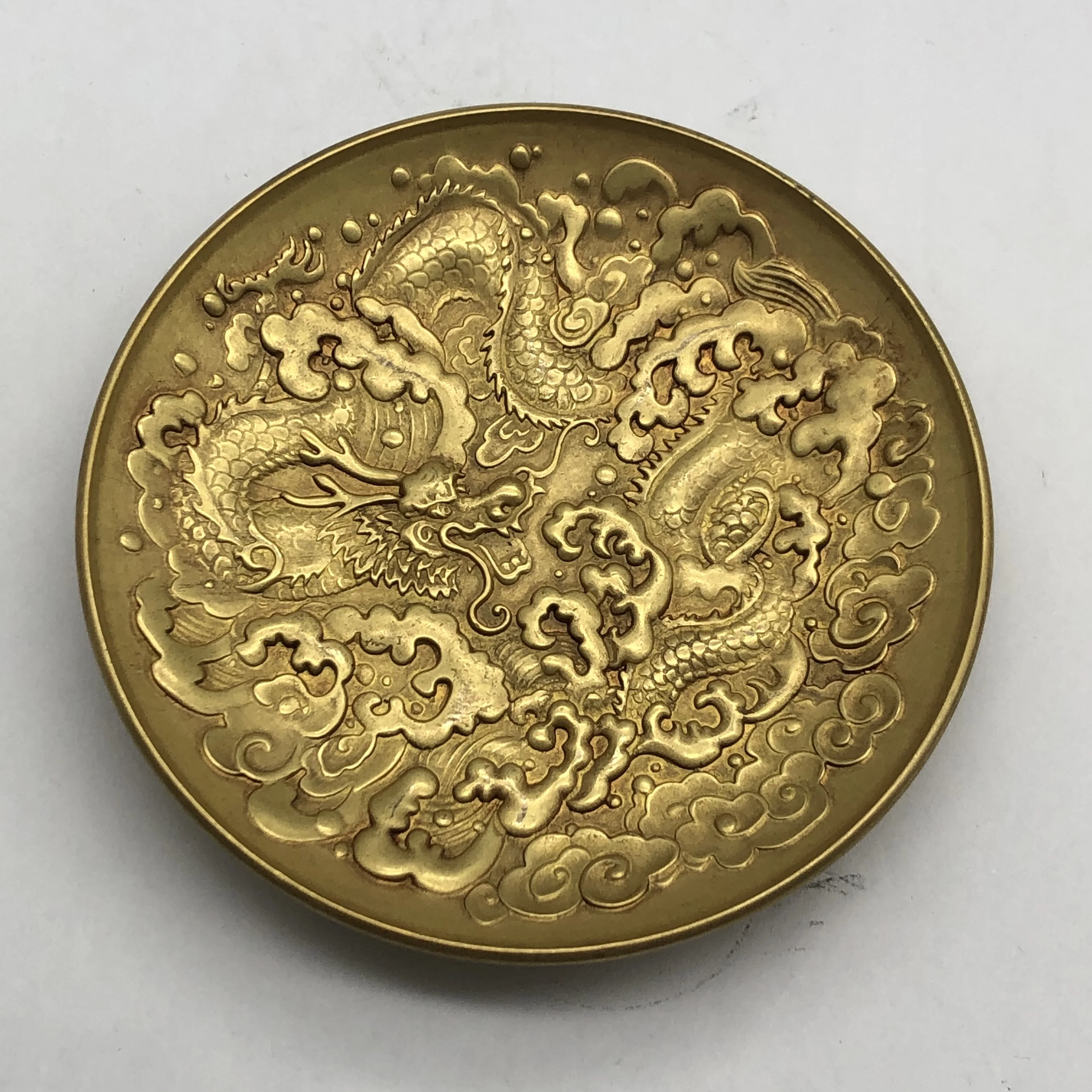 Collection, plates of the Republic of China, Longfei Yunwu plates, dishes, pen wash trays, home copper ornaments
Collection, plates of the Republic of China, Longfei Yunwu plates, dishes, pen wash trays, home copper ornaments