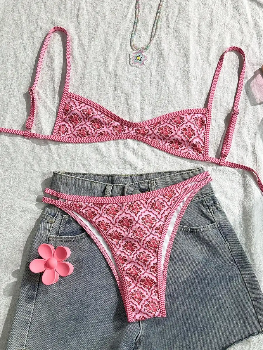 Womens Red Floral Print Spaghetti Strap Bikini Set Boho Summer Beach Wear
Womens Red Floral Print Spaghetti Strap Bikini Set Boho Summer Beach Wear