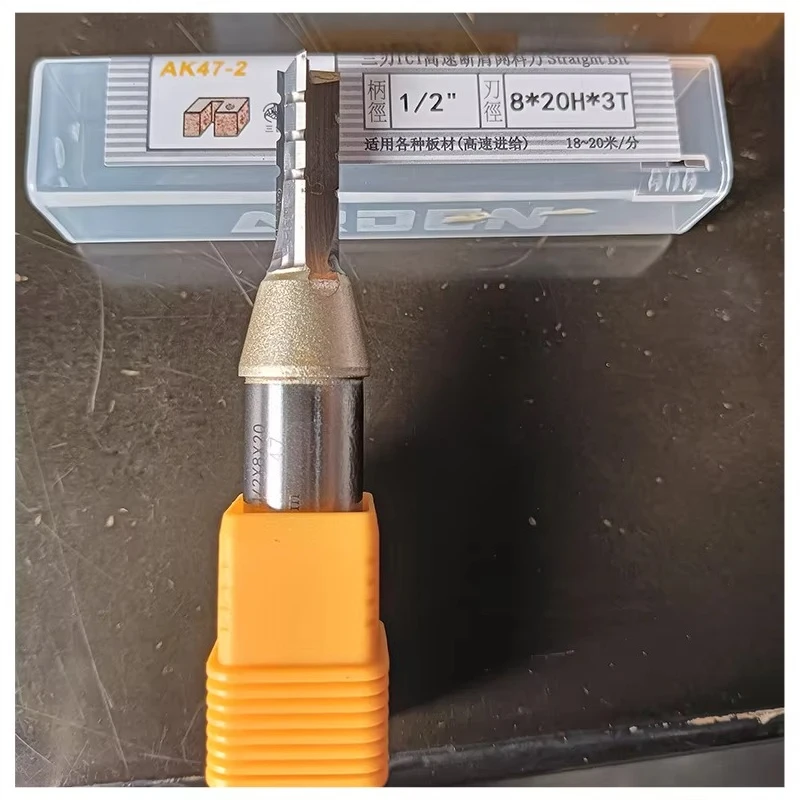 Router Bit Cutting Tools Carbide End Mill TCT Straight Bit CNC 3 Flute Router Bits for Wood Woodworking(PACK OF 10)
Router Bit Cutting Tools Carbide End Mill TCT Straight Bit CNC 3 Flute Router Bits for Wood Woodworking(PACK OF 10)