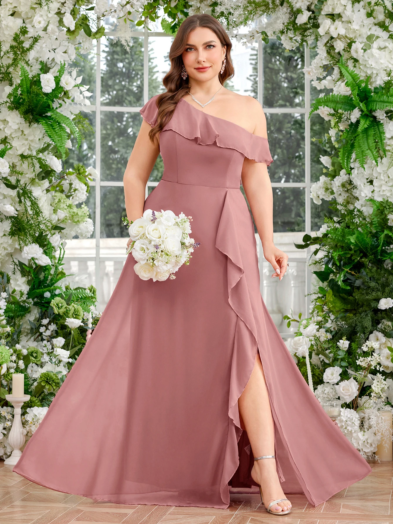 UNITHORSE Recycled Polyester Asymmetrical Shoulder Lace Trim Slimming Waist Maxi Dress with Side Slit Large Flounce Evening Gown
UNITHORSE Recycled Polyester Asymmetrical Shoulder Lace Trim Slimming Waist Maxi Dress with Side Slit Large Flounce Evening Gown