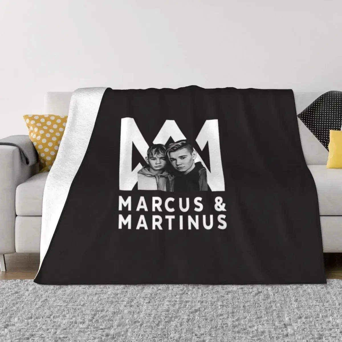 Marcus Martinus logo Throw Blanket Bed covers Fluffys Large Decorative Beds Luxury Brand Blankets
Marcus Martinus logo Throw Blanket Bed covers Fluffys Large Decorative Beds Luxury Brand Blankets