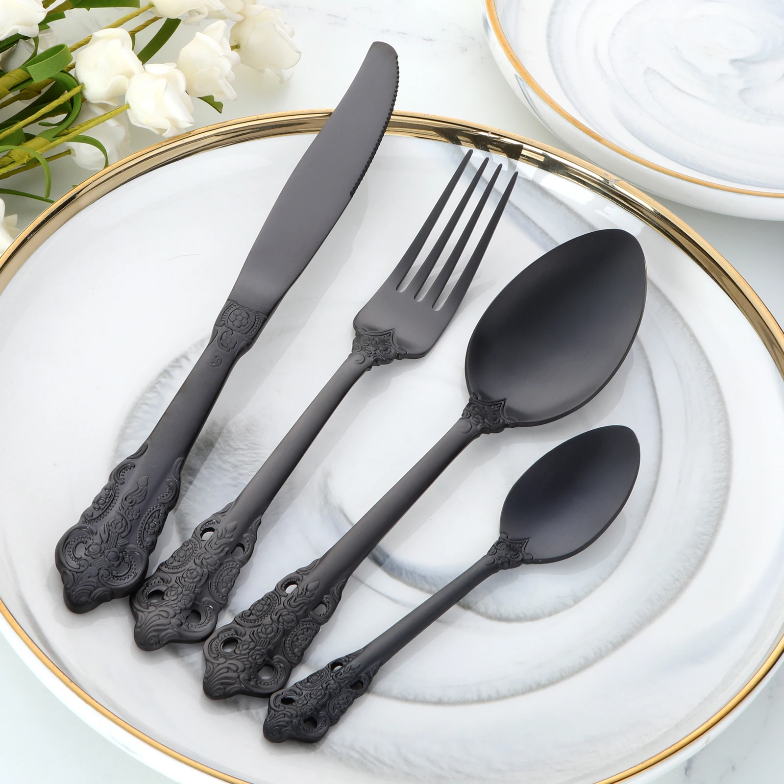 1lot/24PCS Black Plated Dinnerware Set 18/10 Stainless Steel Metal Luxury Cutlery Set Dinner Fork Dining Knife Tablespoon for 6
1lot/24PCS Black Plated Dinnerware Set 18/10 Stainless Steel Metal Luxury Cutlery Set Dinner Fork Dining Knife Tablespoon for 6