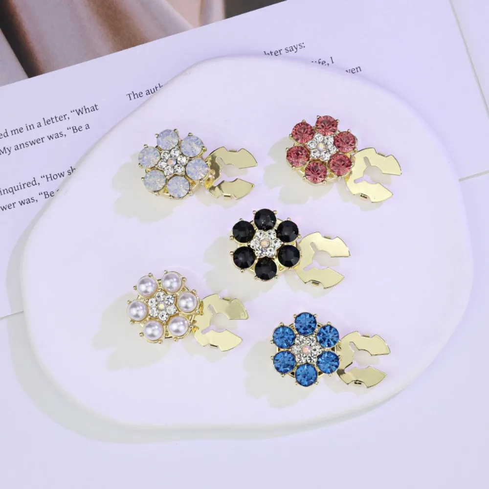 1PCS Cross Border Plated Colorful Rhinestone Cufflinks Clothing Buttons Accessories Multi Color Options High Quality Round
1PCS Cross Border Plated Colorful Rhinestone Cufflinks Clothing Buttons Accessories Multi Color Options High Quality Round