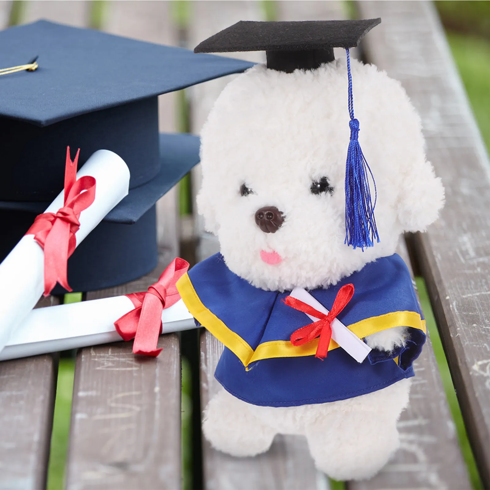 1Set Graduation Gown Outfit for Stuffed Animals Bear Cap and Gown Reusable Clothes Perfect for Graduation Party Decoration
1Set Graduation Gown Outfit for Stuffed Animals Bear Cap and Gown Reusable Clothes Perfect for Graduation Party Decoration