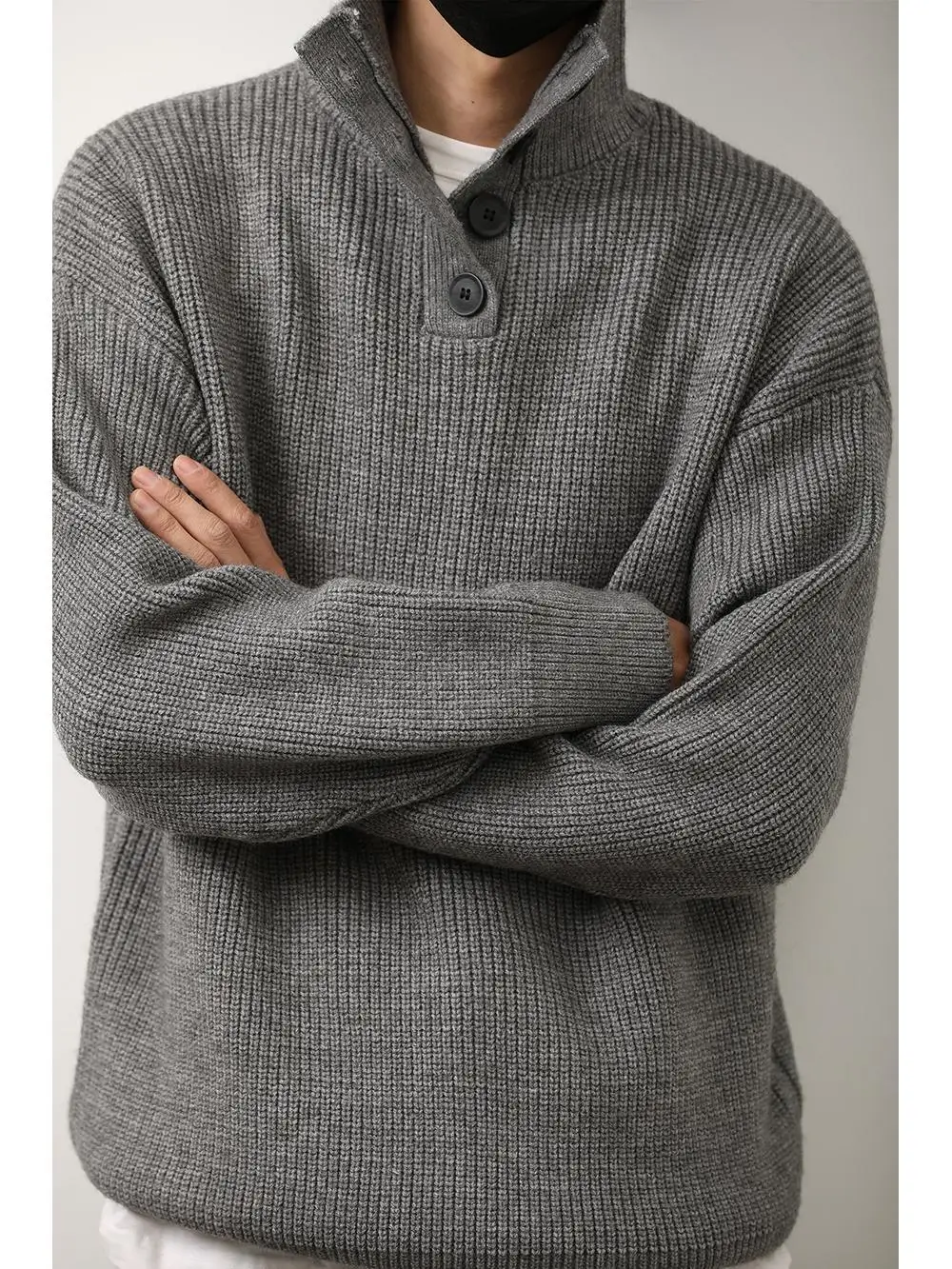 Утепленный повседневный вязаный свитер на пуговицах с высоким воротником, свободного кроя, теплый базовый джемпер для мужчин и женщин, осень-зима
Утепленный повседневный вязаный свитер на пуговицах с высоким воротником, свободного кроя, теплый базовый джемпер для мужчин и женщин, осень-зима