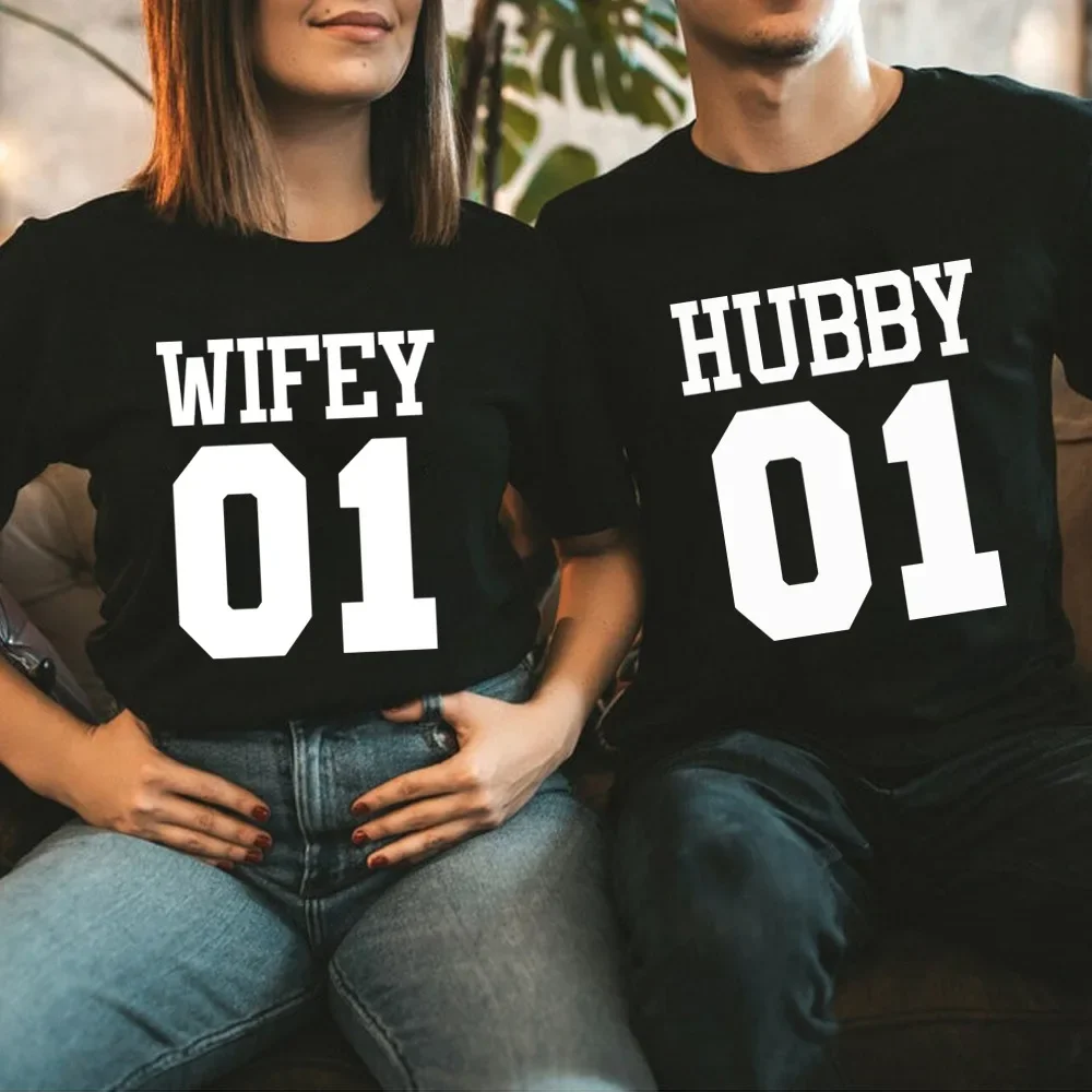 Valentine's Day HUBBY 01 WIFEY01 Letter Print Lovers T Shirt Couple Short Sleeve O Neck Loose Tshirt Women Man Tee Shirt Tops
Valentine's Day HUBBY 01 WIFEY01 Letter Print Lovers T Shirt Couple Short Sleeve O Neck Loose Tshirt Women Man Tee Shirt Tops